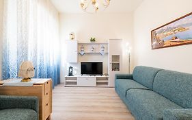 Oltretorrente Ospedale Apartment